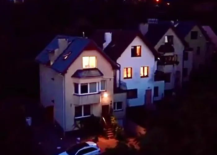 Familia Na Wzgorzu 3 Z Sauna I Sala Zabaw Dla Dzieci Апартаменты *